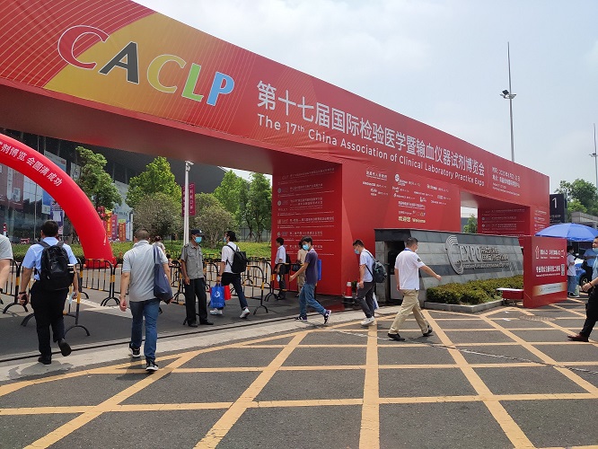 241598259103359469.jpg P00822-113829.jpg